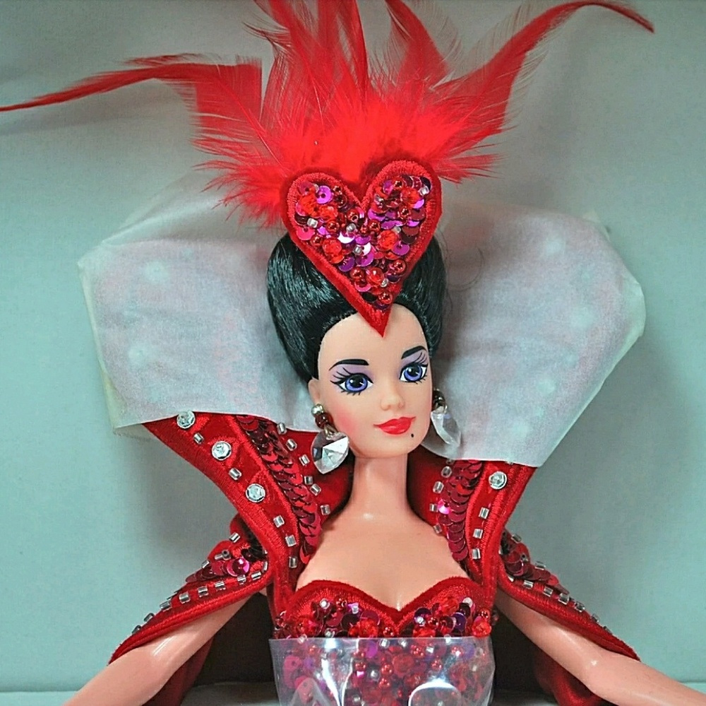 NEW Barbie"Queen of Hearts" by Bob Mackie